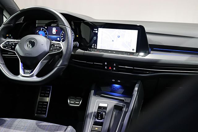 Golf 8 VIII GTE 1.4 TSI eHybrid DSG ACC SHZ NAVI