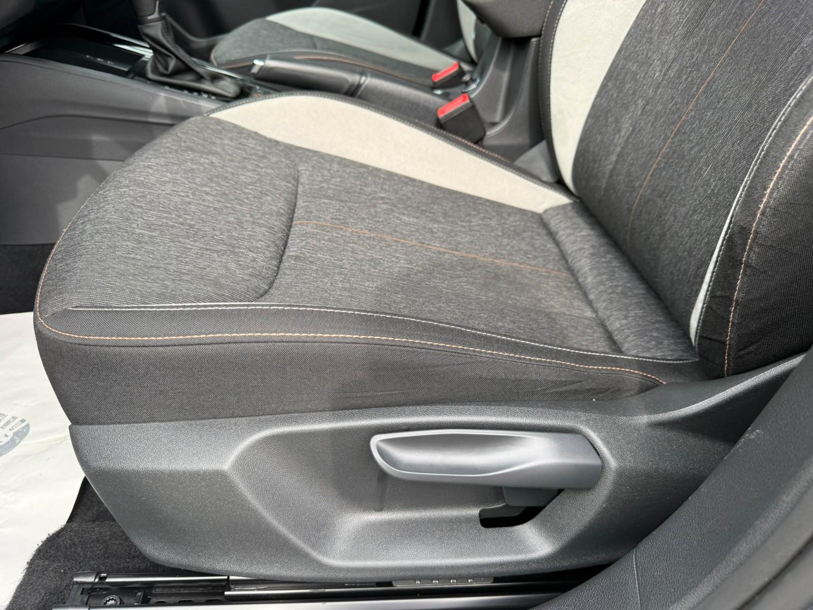 Skoda Kamiq Style VIRTUAL KLIMA ALU PDC KAMERA AHK FSE, миниатюра 11
