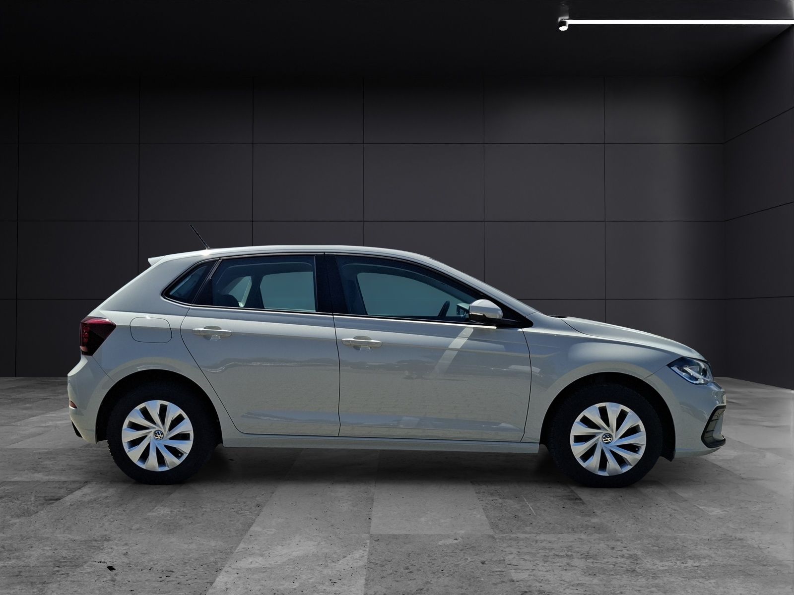 Fahrzeugabbildung Volkswagen Polo TSI Life DSG LED CarPlay AID GRA PDC