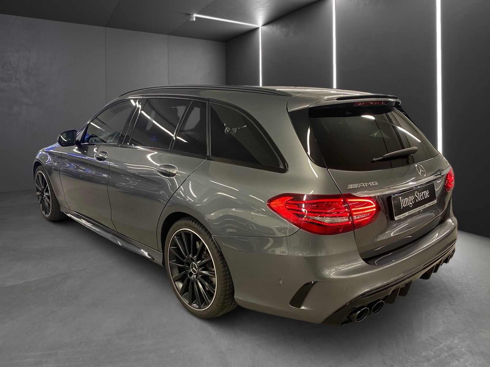 Fahrzeugabbildung Mercedes-Benz C 43 T 4M AMG*Burm*Pano*Fahrass*HUD*360*MultBeam