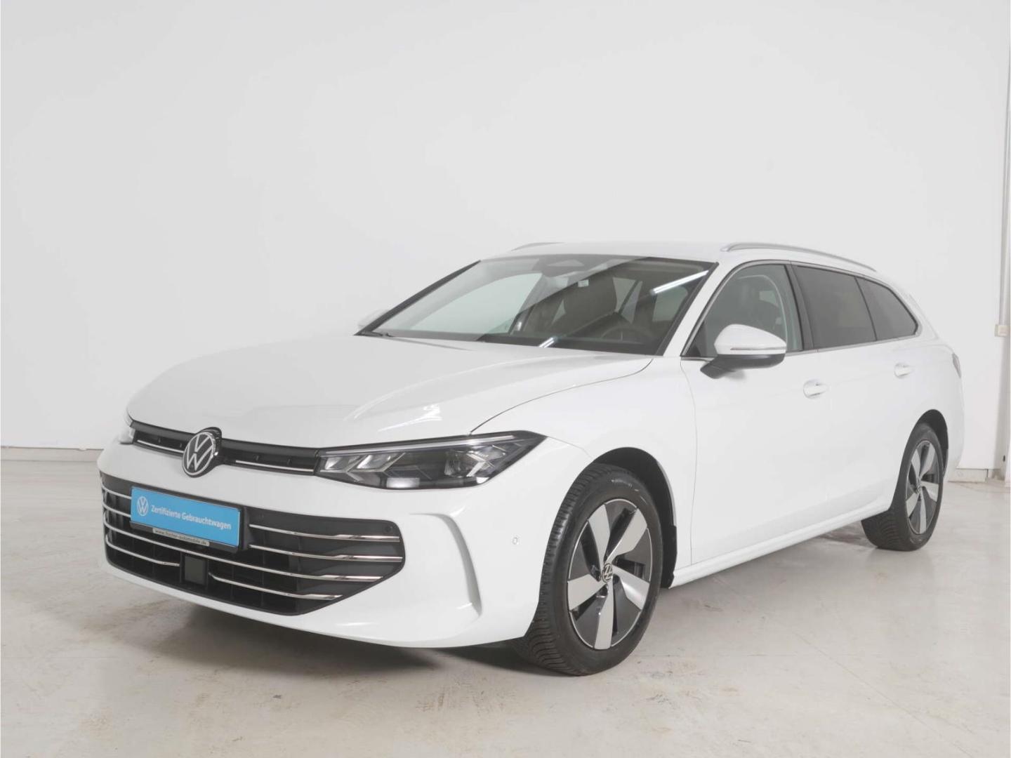 Volkswagen Passat 1.5 eTSI Business DSG AHK/LED/NAV/ACC/RFK