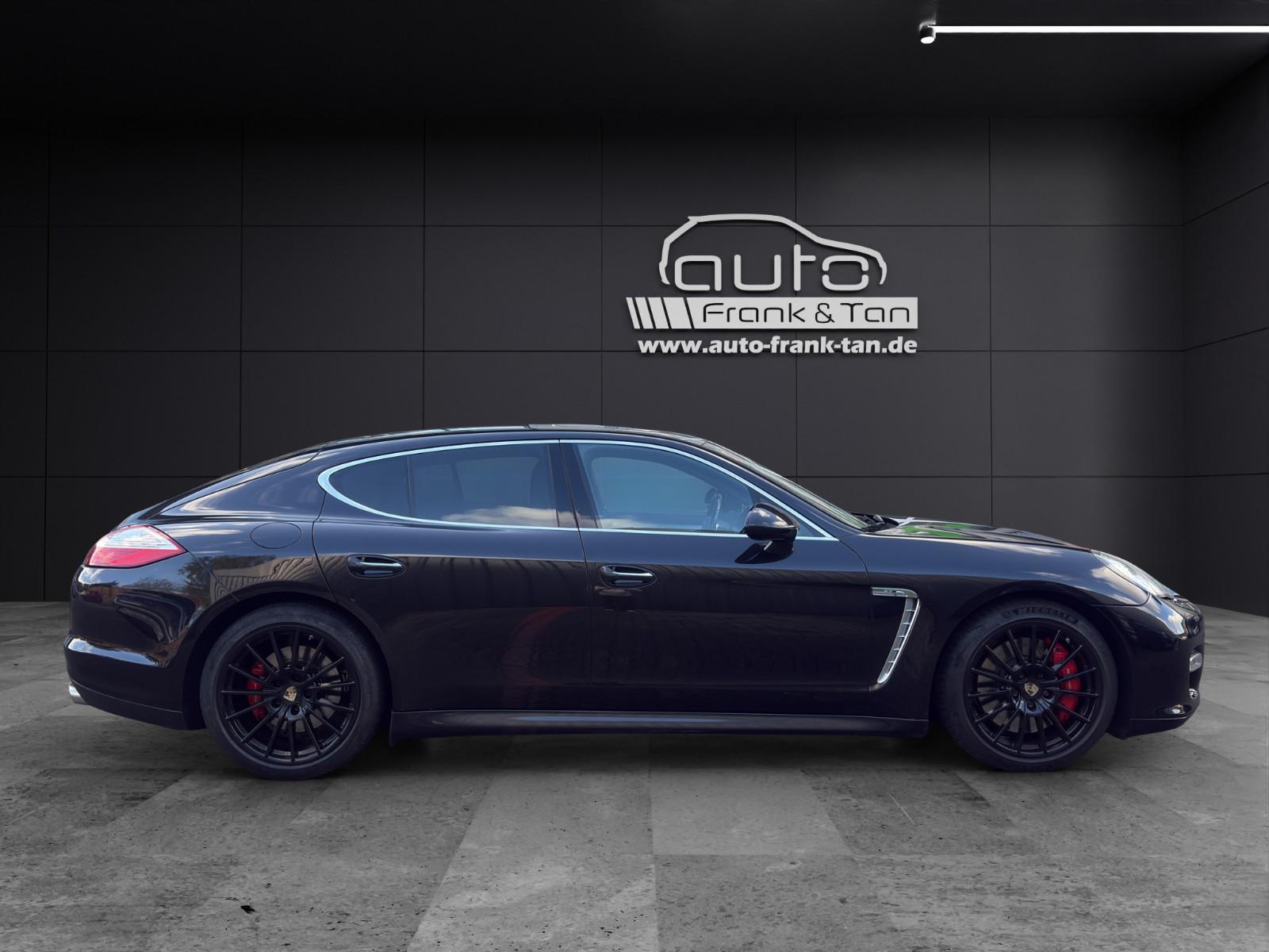 Porsche Panamera Turbo/Sport-Chrono/Schiebedach/Memory