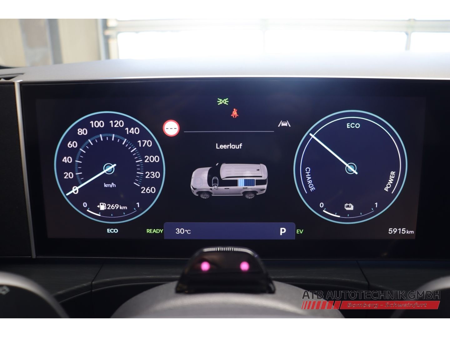 Fahrzeugabbildung Hyundai SANTA FE Intro 1.6 T-GDI Hybrid 4WD HUD Navi Mem