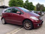 Mercedes-Benz A 170 AVANTGARDE Avantgarde - Mercedes-Benz A 170 mit Panoramadach