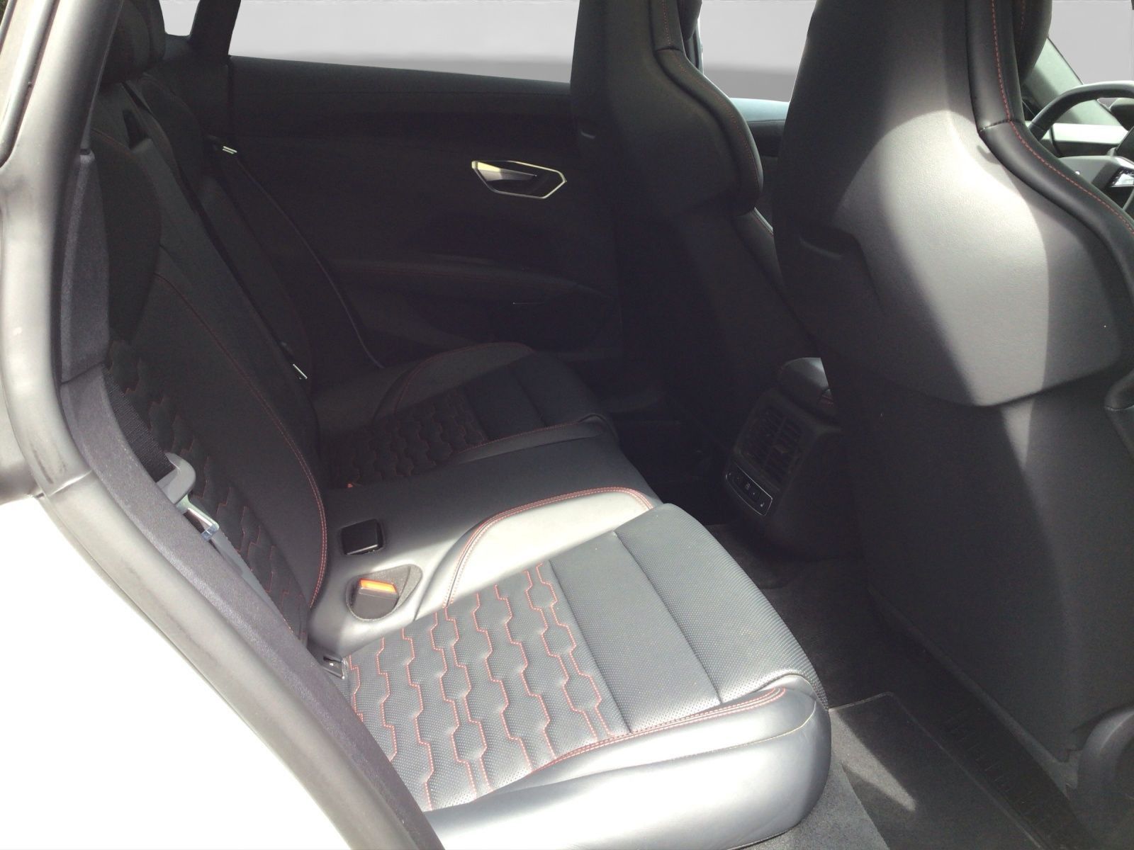 Audi e-tron GT - Bild 7