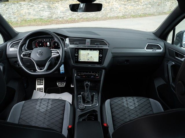 Tiguan R-Line TDI DSG 4M. AHK LED NAV Kamera
