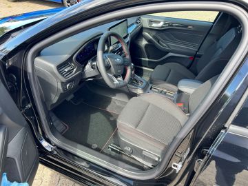 Bild 9 Ford Focus Turnier ST-Line X MHEV Sportpaket HUD Navi