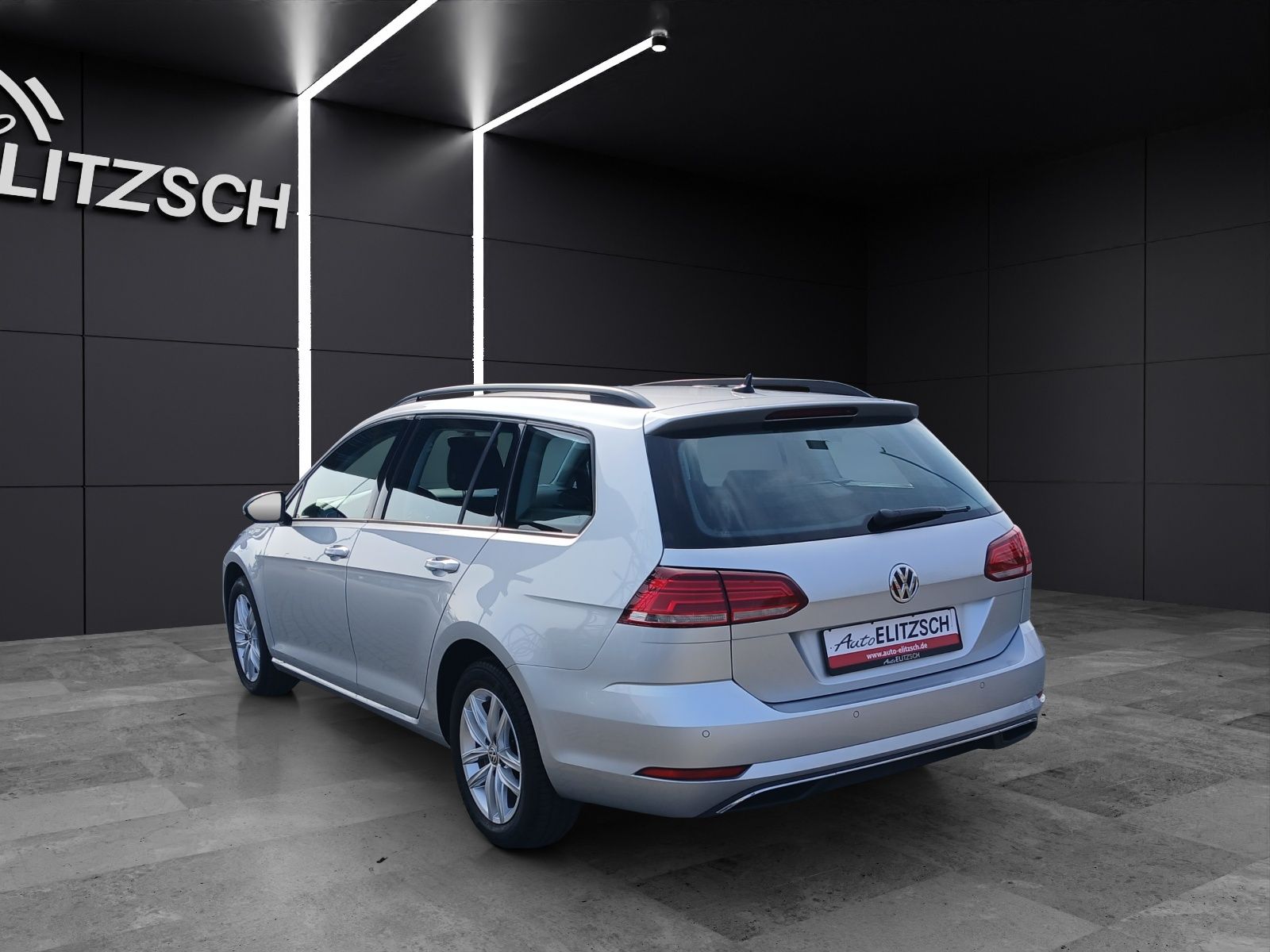 Fahrzeugabbildung Volkswagen Golf VII Variant TDI Comfortline Standhzg LED Na