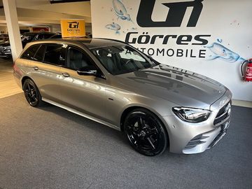 MERCEDES-BENZ E 300 E 300Tde 4Matic Night-Edition  AMG  Line
