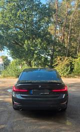 BMW 330e Luxury M Line Lim 360° HEAD-UP Laser LED - BMW 330 in Lübeck