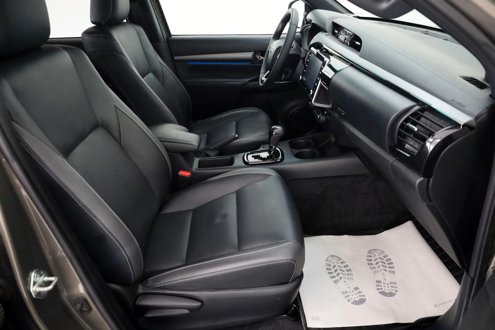 Toyota Hilux 2.8 D-4D Invincible,4x4,ACC,SR+Allterrain