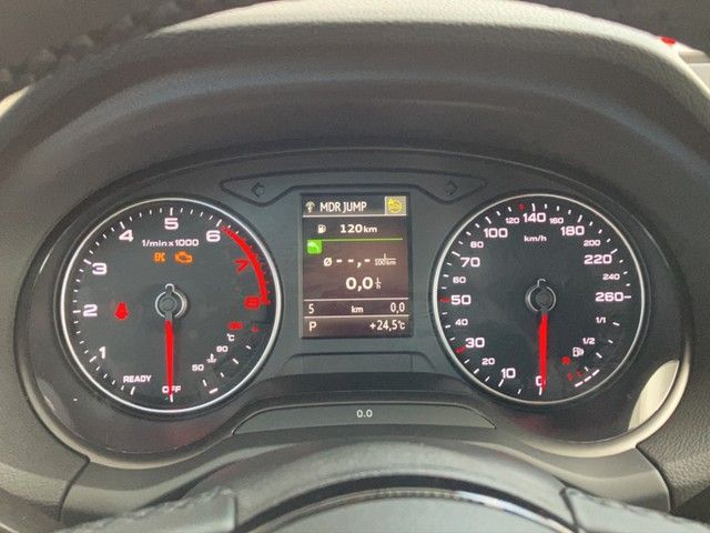 Fahrzeugabbildung Audi Q2 35 TFSI S tronic advanced LED Klima-Komfortpa