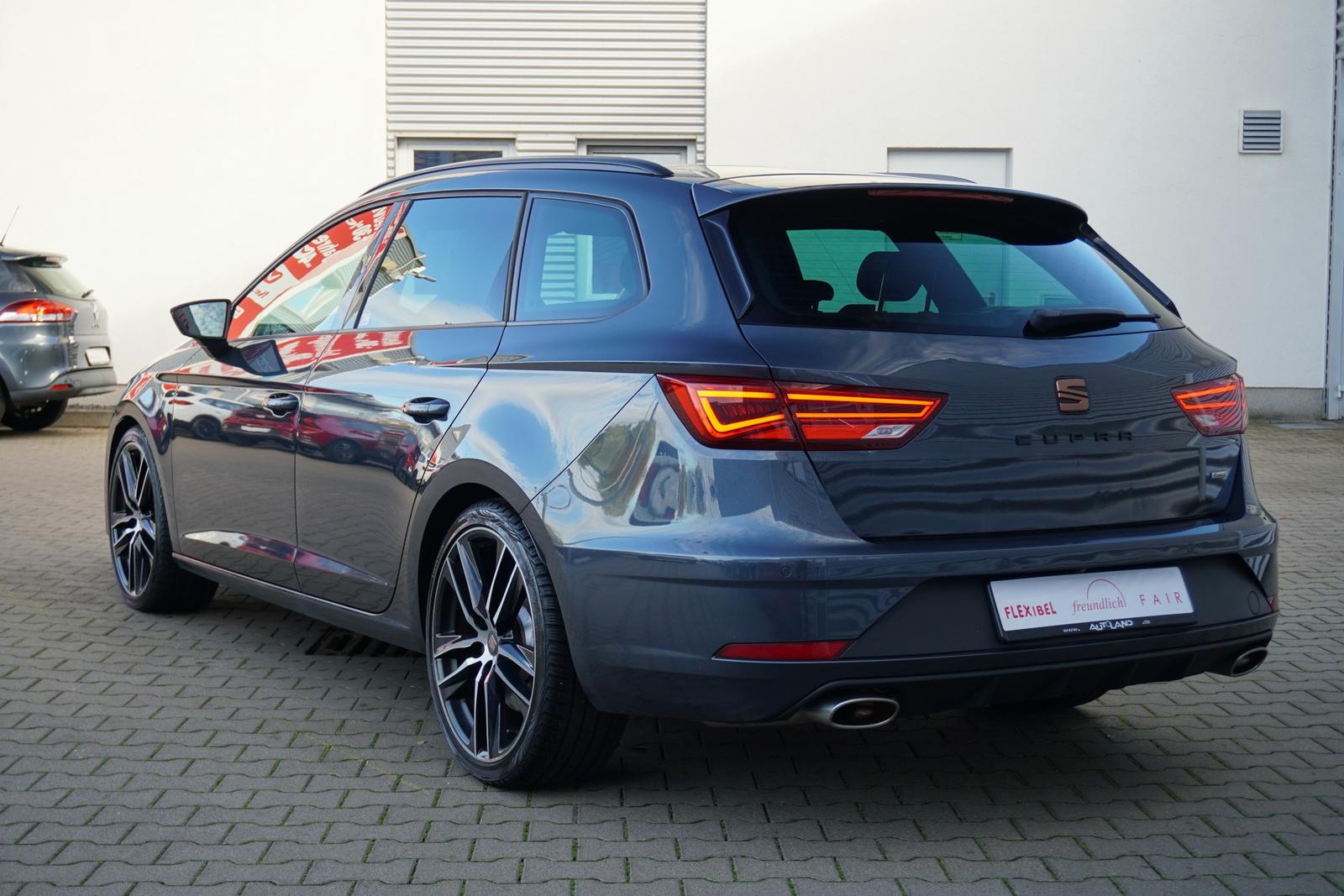 Seat Leon ST 2.0 Cupra 300 4Drive LED Navi Panorama