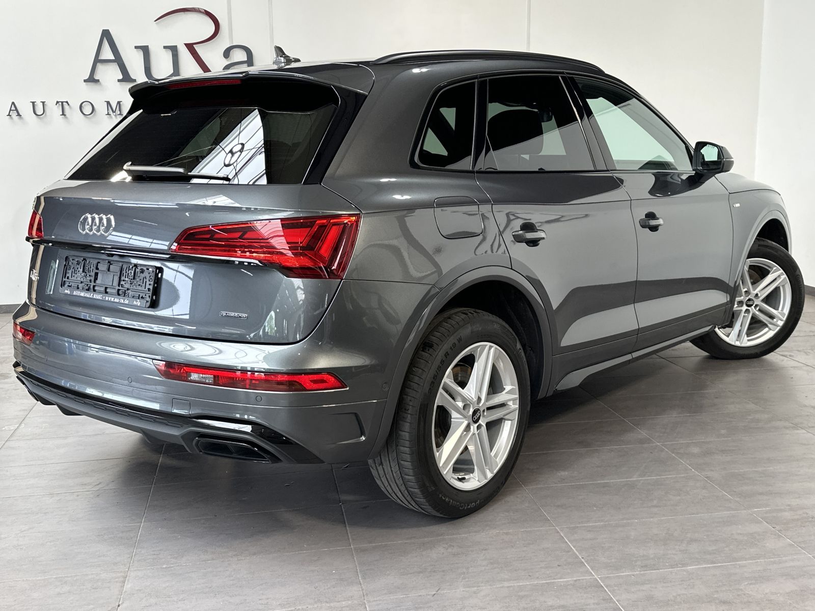 Fahrzeugabbildung Audi Q5 40 TDI S-Line Qu NAV+MATRIX+ACC+AHK+STHZG+VC