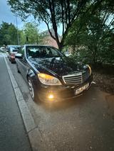 Mercedes-Benz 220 - Mercedes-Benz 220 in Hamburg