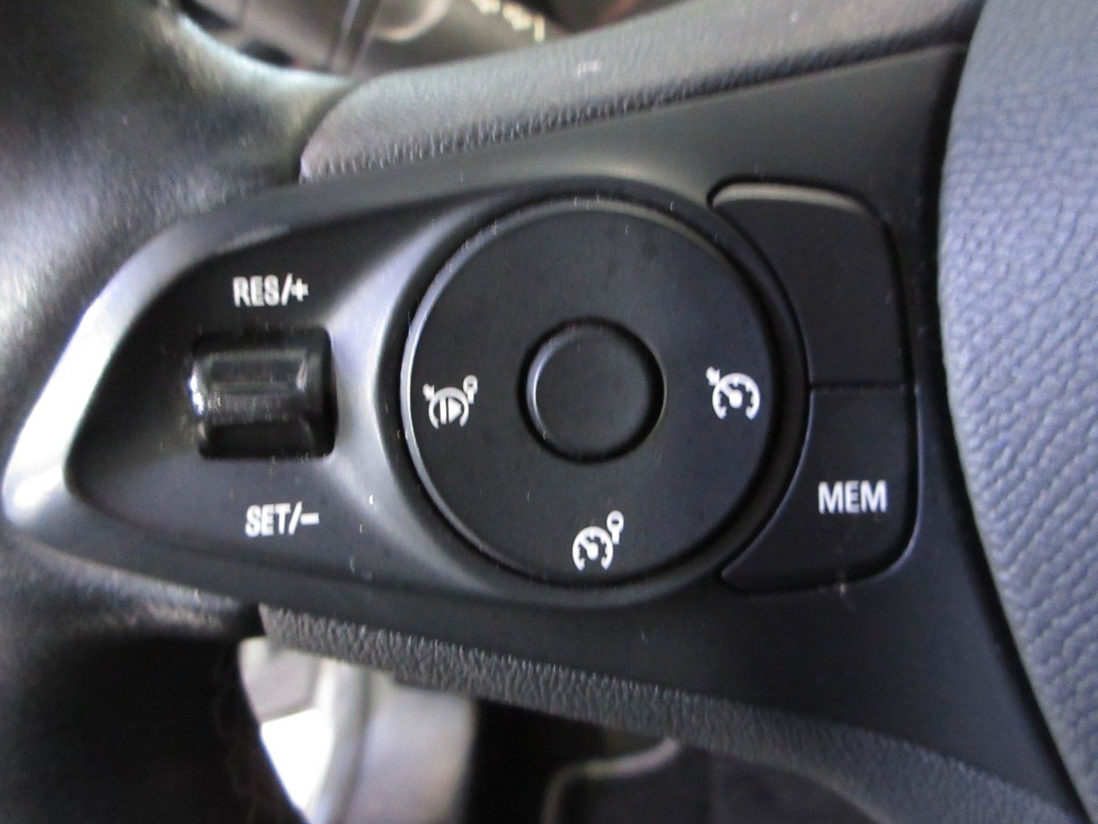 Fahrzeugabbildung Opel Corsa F Edition 1.2 LED/NAVI/PDC/ALU/TEMPOMAT