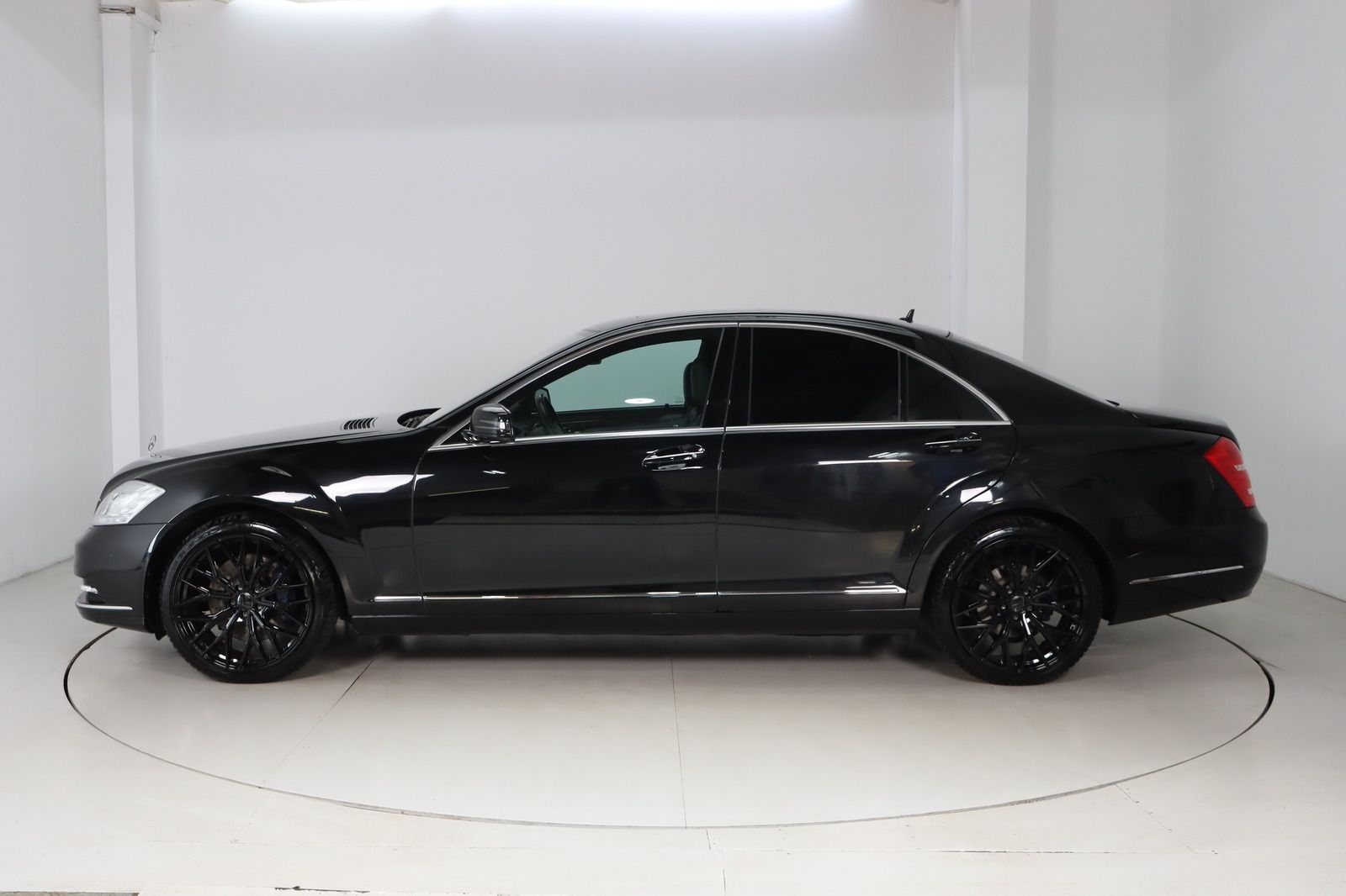 Fahrzeugabbildung Mercedes-Benz S 350 BlueTEC 4MATIC  * DIS * Nachtsicht * AHK