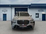 BMW X7 xDrive 40d  M Sport Pro,PanoSkyMassageIntegra - mit Diesel-Antrieb: Grau, Vollleder, Standheizung