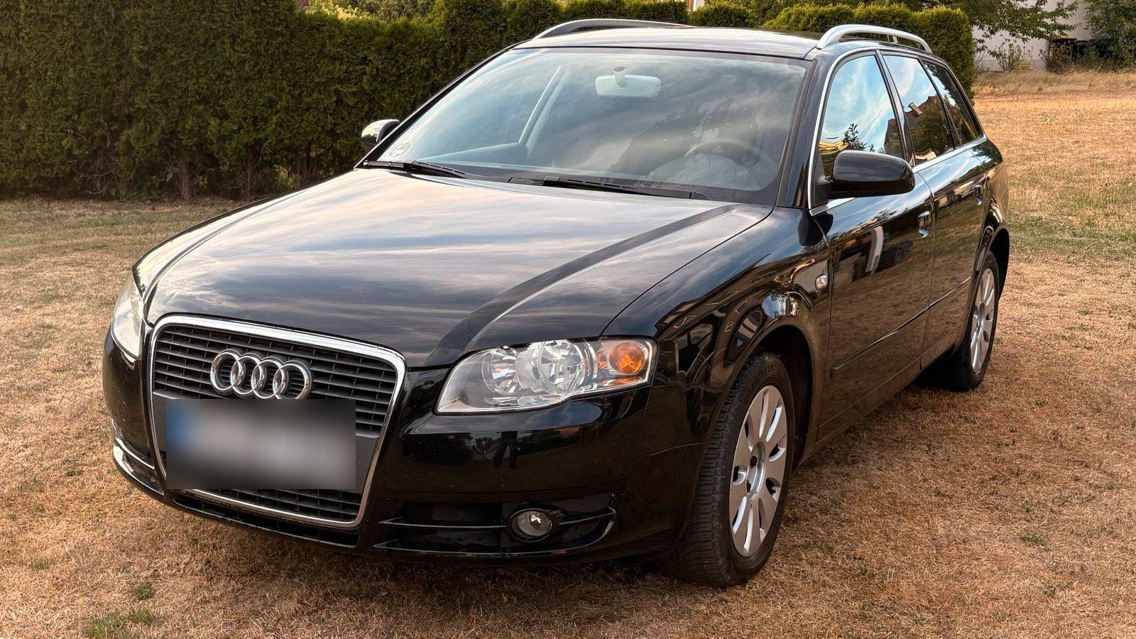 Audi A4 2006 — interior