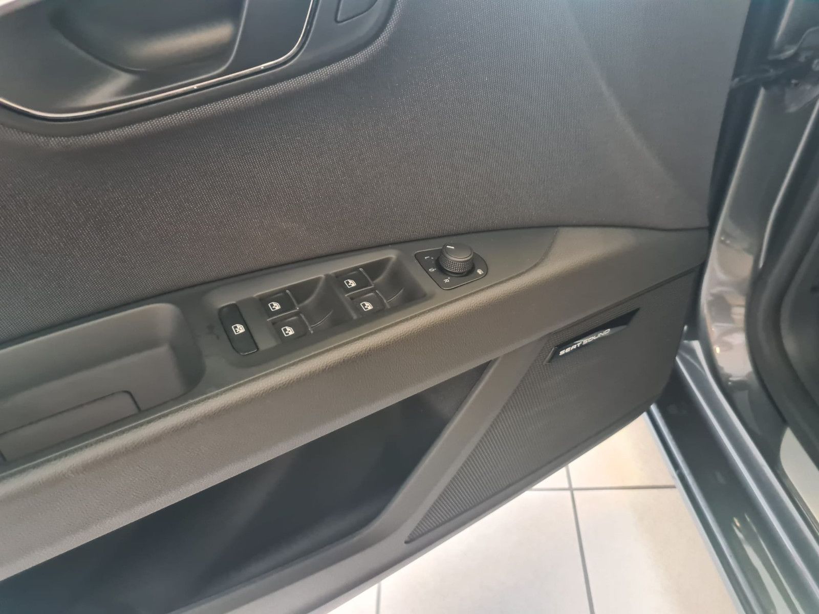 Fahrzeugabbildung SEAT Leon ST FR / KAMERA / SCHECKHEFT / GEPFLEGT