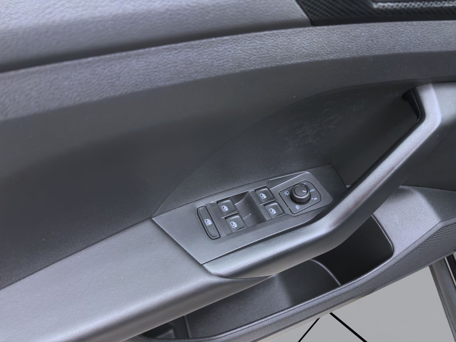 Volkswagen T-Cross - Bild 11
