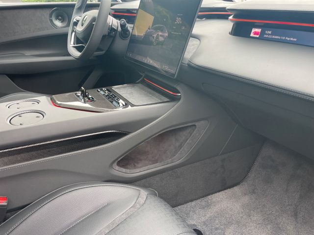 Fahrzeugabbildung Lotus Emeya 600 Sport SE Lotus Wuppertal