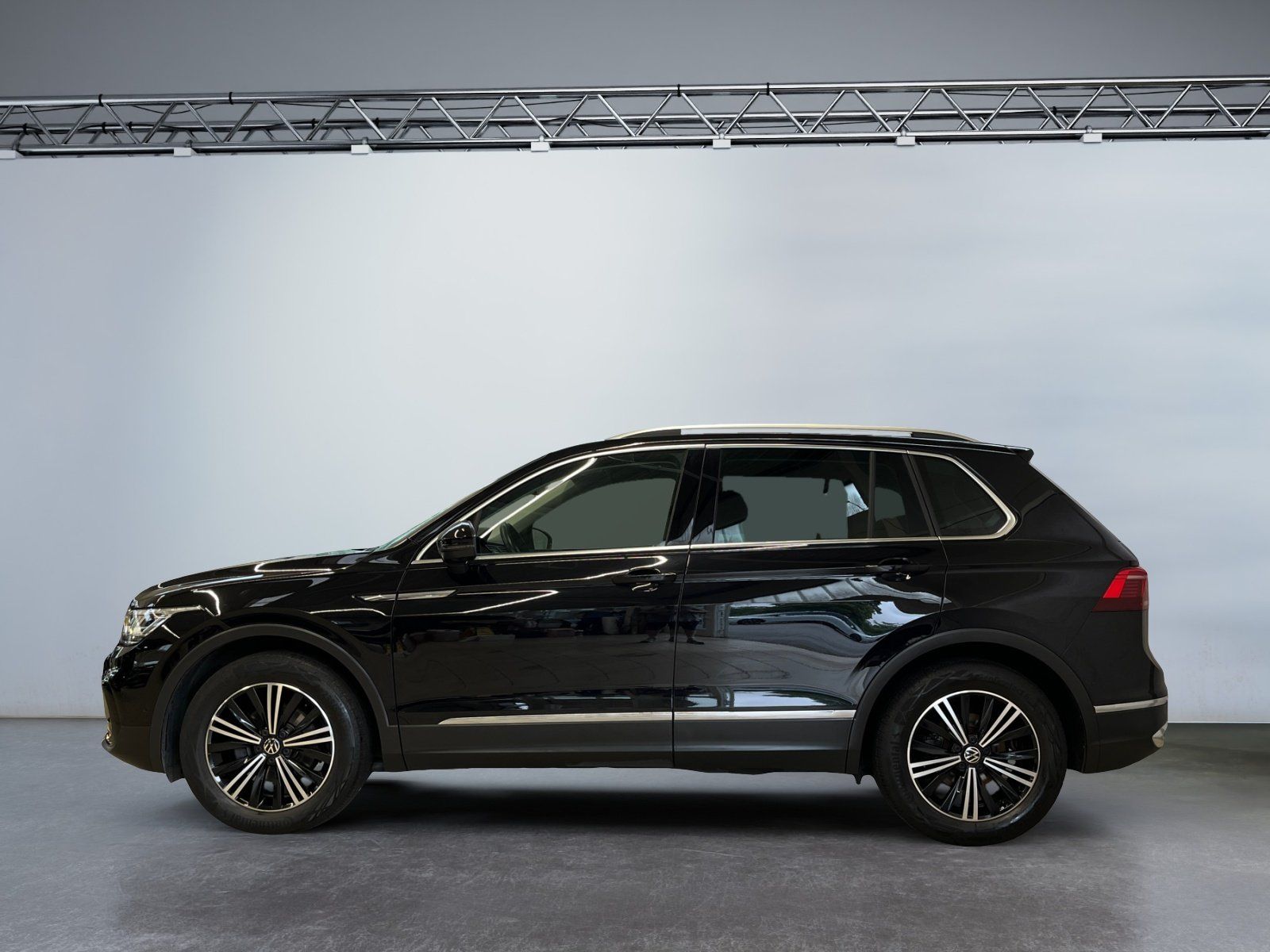 Volkswagen Tiguan Elegance 2.0TDI DSG 360°Kamera Navi ACC foto 3