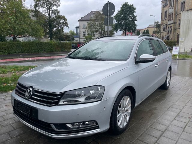 Volkswagen Passat 1.8 TSI Comfortline*Navi*PDC*Kamera*CH-FZ