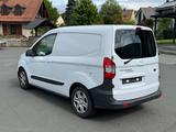 Ford Transit Courier 1.5 TDCi Motorschaden - Ford Unfallwagen