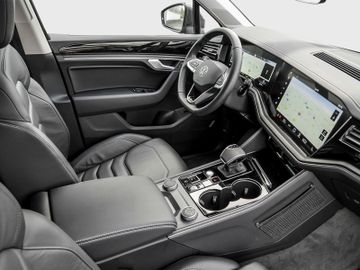 Volkswagen Touareg - 3