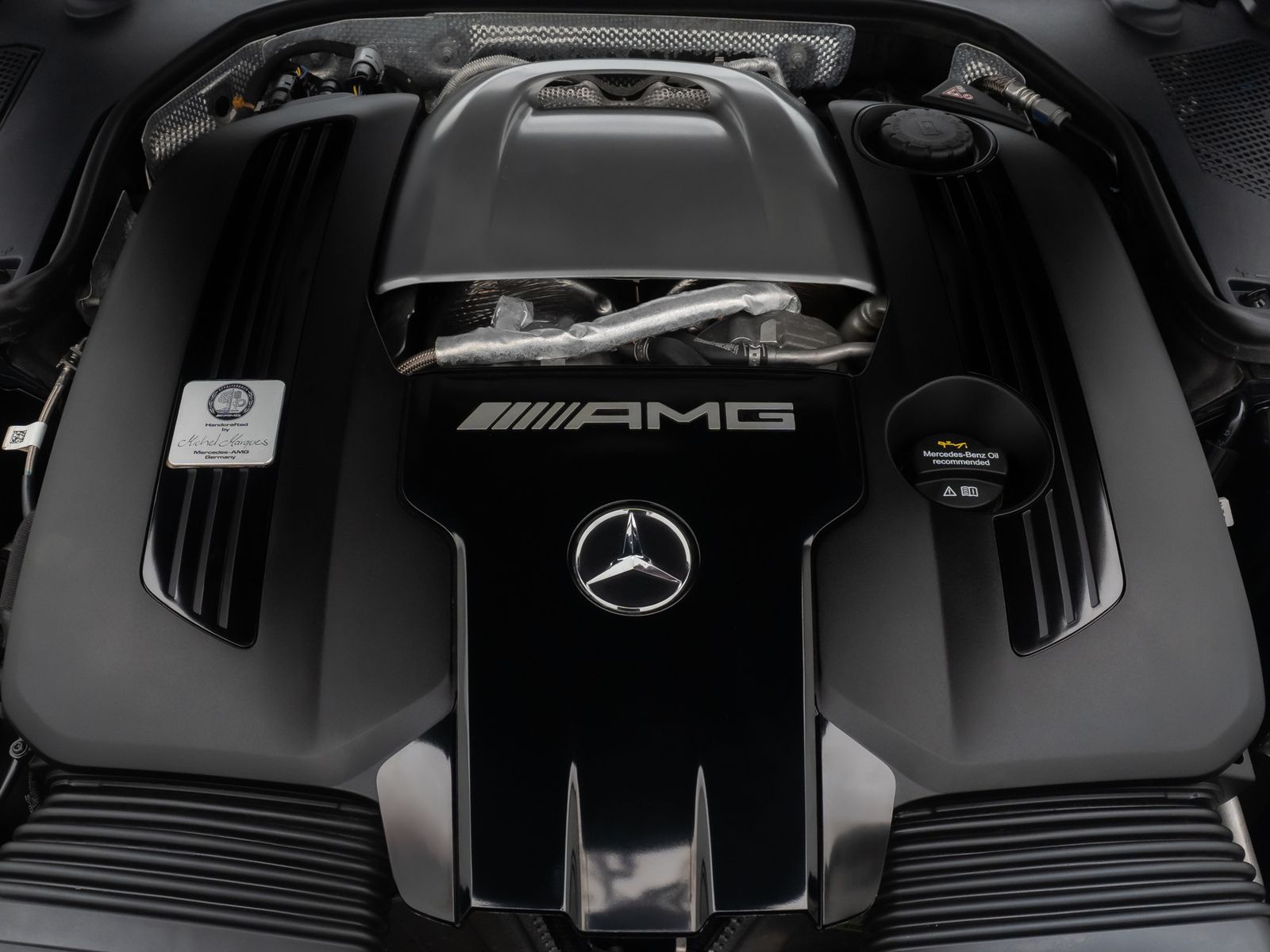 Fahrzeugabbildung Mercedes-Benz SL 63 AMG 4MATIC+ 360&deg;NightPak Massage 21" Voll