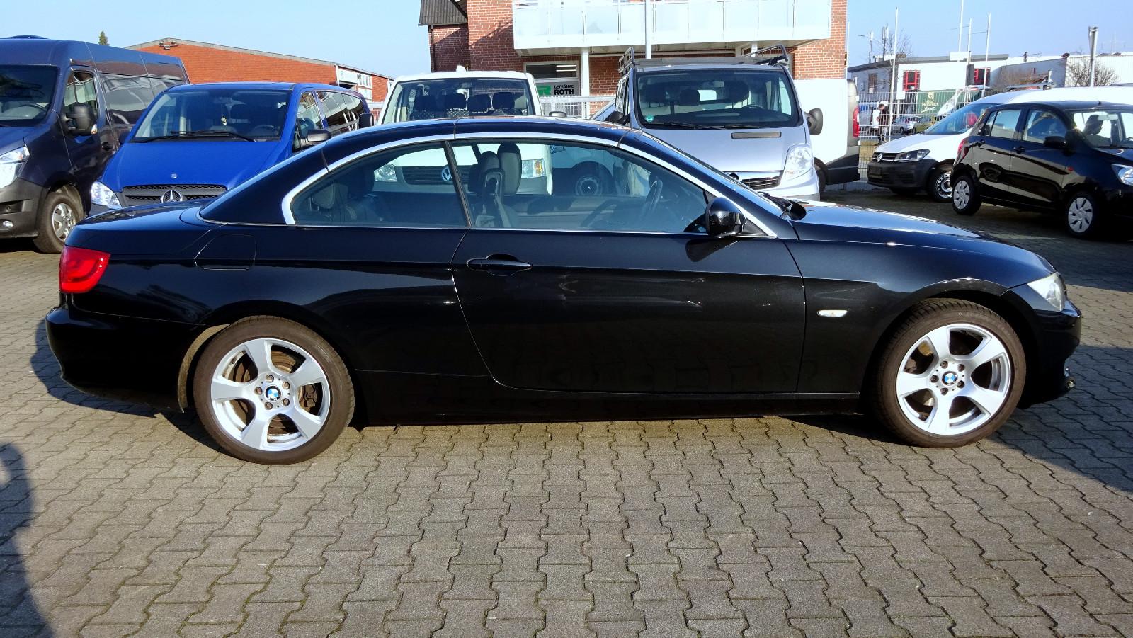 BMW 320 3 Cabrio Leder Xenon Navi PDC sehr gepflegt
