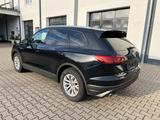 Volkswagen Touareg 3.0 V6 TDI 210kW 4MOTION Tiptronic - - Volkswagen Touareg: 4.2