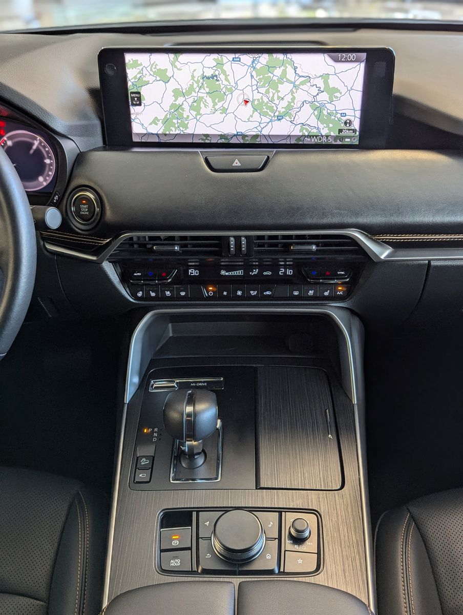 MAZDA CX-60  e-SKYACTIV 254 HOMURA AWD HUD Bose - Image 19