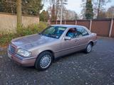 Mercedes-Benz C 180 ELEGANCE Elegance - Mercedes-Benz Oldtimer: 180