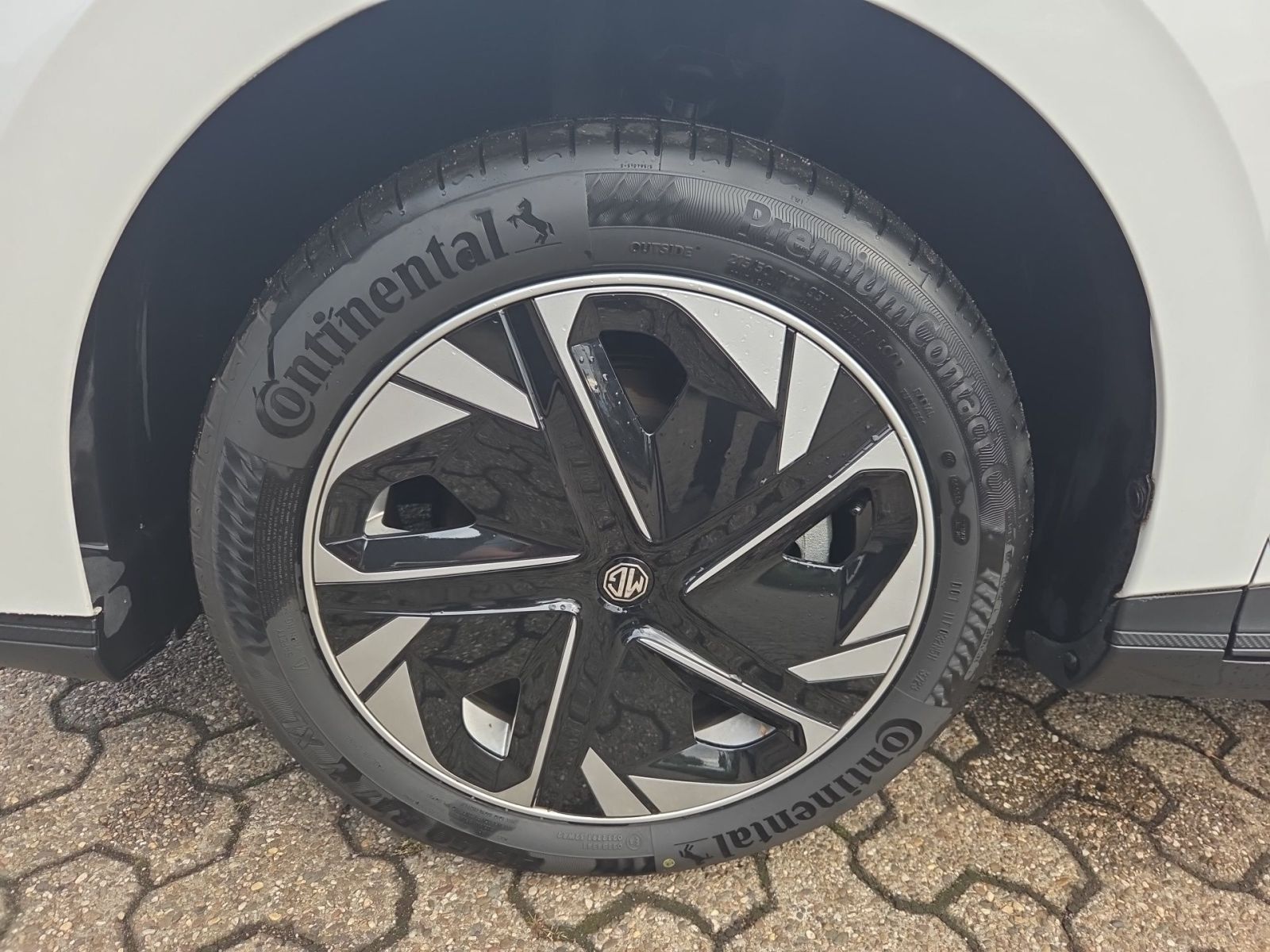 Fahrzeugabbildung MG MG4 4 Standard *SITZHZG*ALLWETTER*