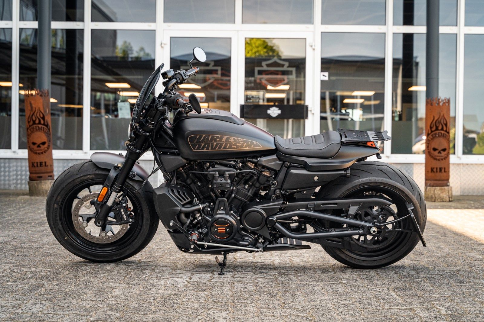 Fahrzeugabbildung Harley-Davidson SPORTSTER S RH1250S HD-Kiel 240er-Umbau