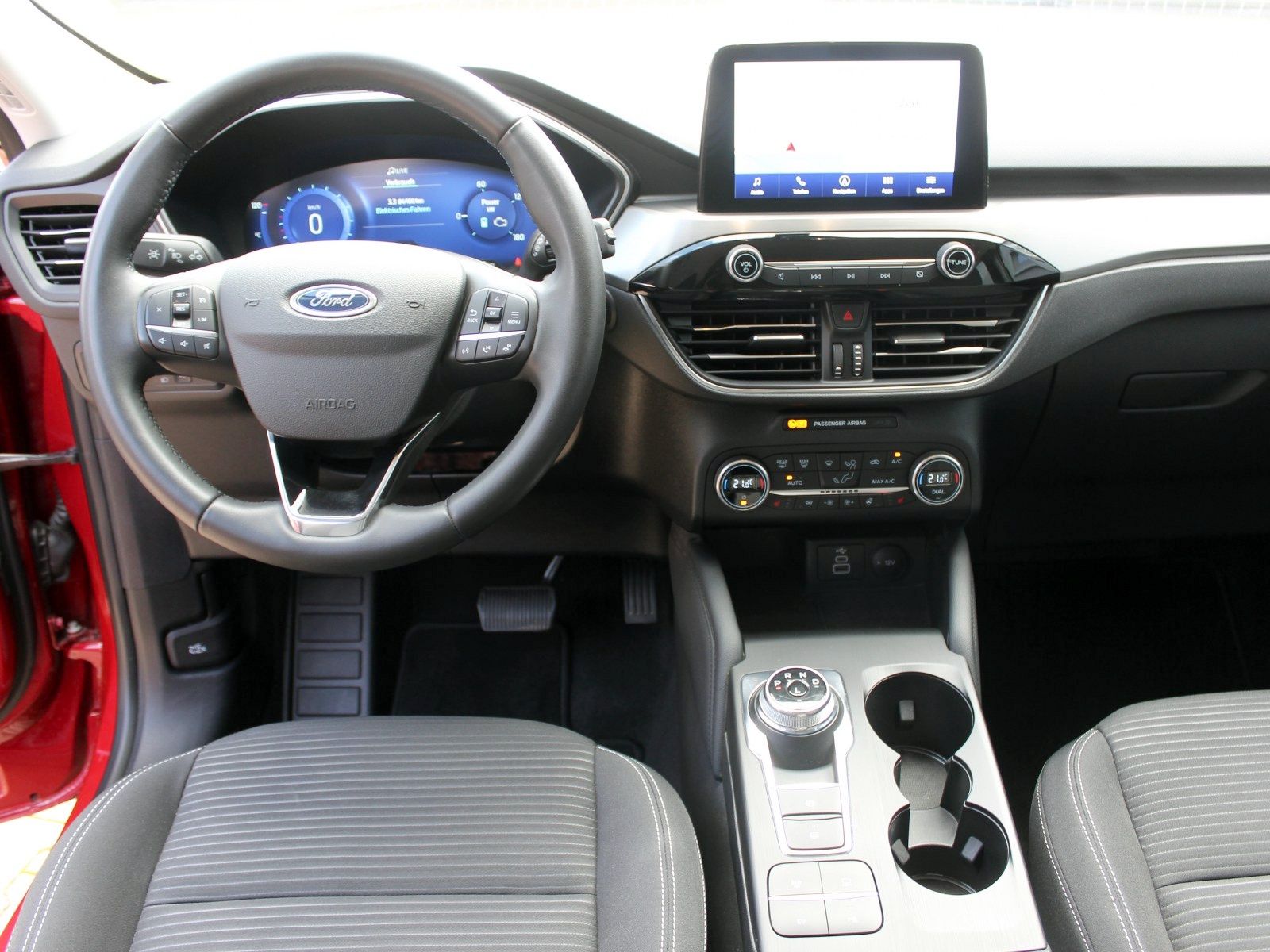 Fahrzeugabbildung Ford Kuga Plug-In Hybrid Titanium 2,5 Duratec