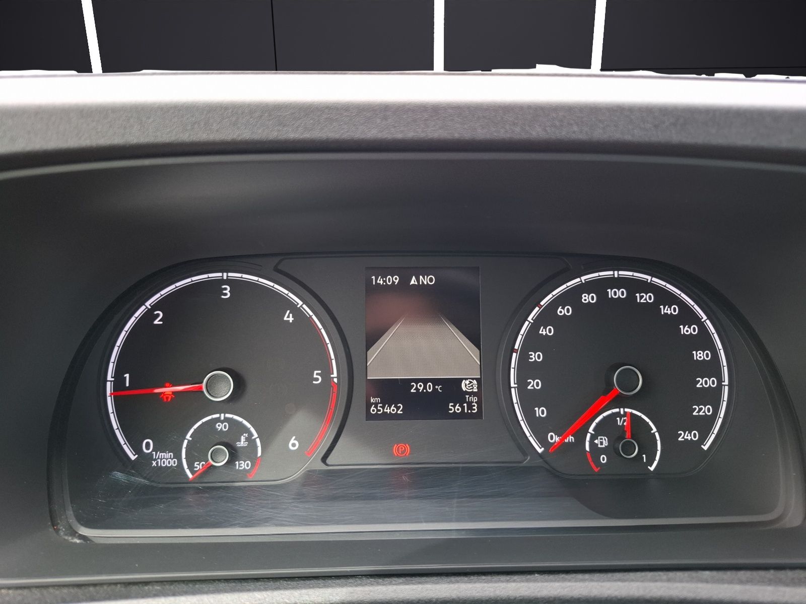 Fahrzeugabbildung Volkswagen Caddy Kombi TDI Basis Navi Klima DAB ACC PDC SH