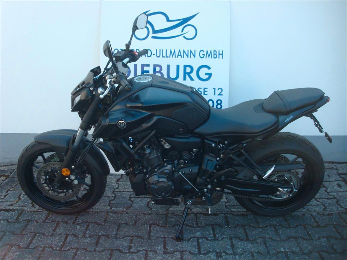 Yamaha MT-07 *A2 / wenig km / tiefer*