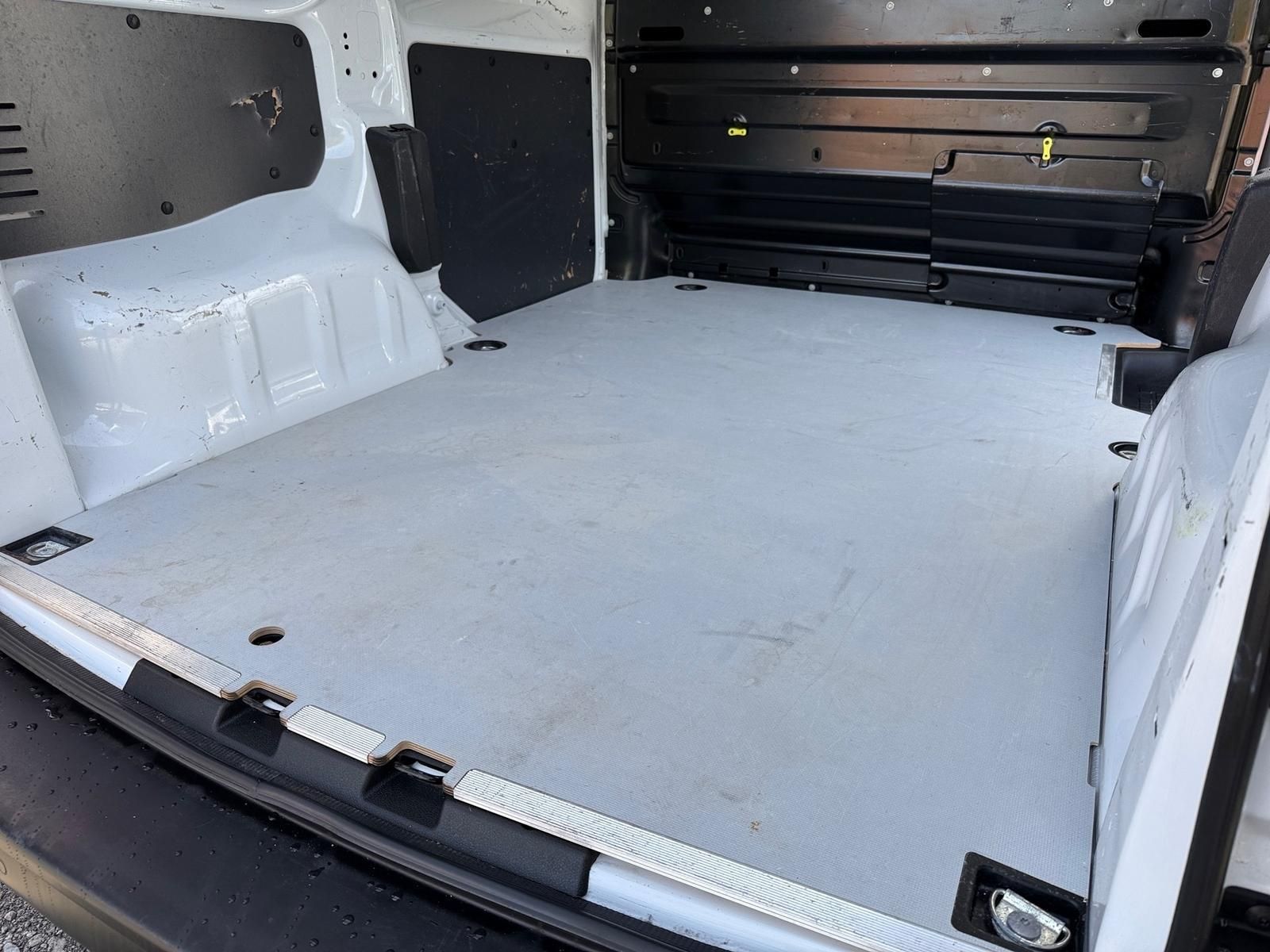 Fahrzeugabbildung Fiat Scudo SX L1 Kastenwagen 120 MT6