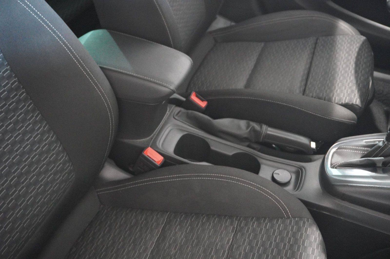 Fahrzeugabbildung Opel Astra K ST 1.6D 120 JAHRE NAVI/LED/KAMERA/SPORT