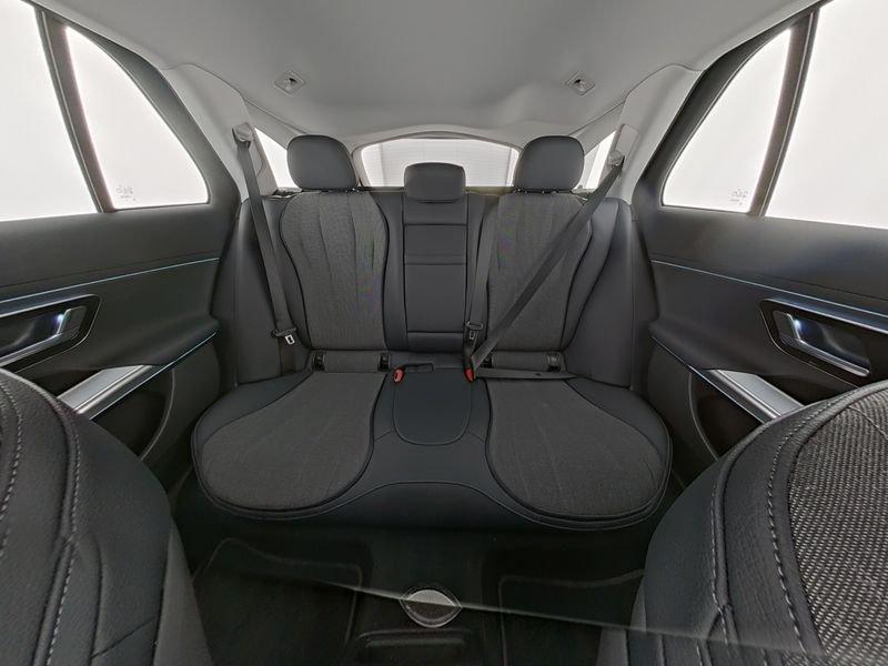 Mercedes-Benz E 220 d T AVANTGARDE Advanced+AHK+Kamera+MY2026!