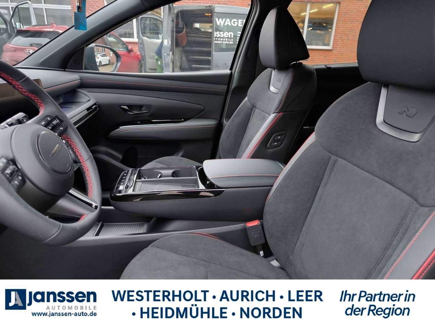 Fahrzeugabbildung Hyundai TUCSON FL (MY26) 1.6 T-GDI (150 PS) 7-DCT 2WD N