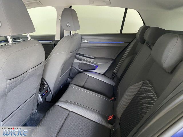 Golf VIII 1.5 eTSI DSG Active NAVI KLIMA LED SHZ