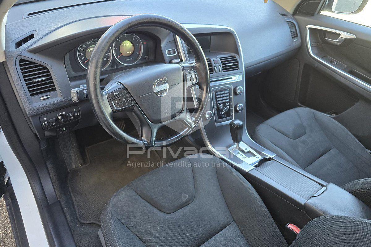 Volvo XC60 2011 — photo 9