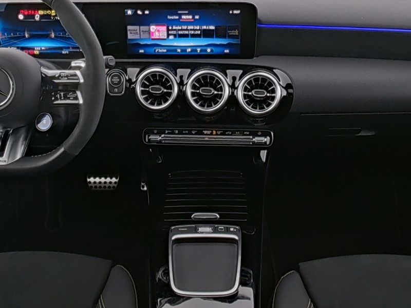 Mercedes-Benz A 45 AMG AMG A 45 S 4M+ |DISTR|NAVI|MBeam|KEYL|PANO|BURM