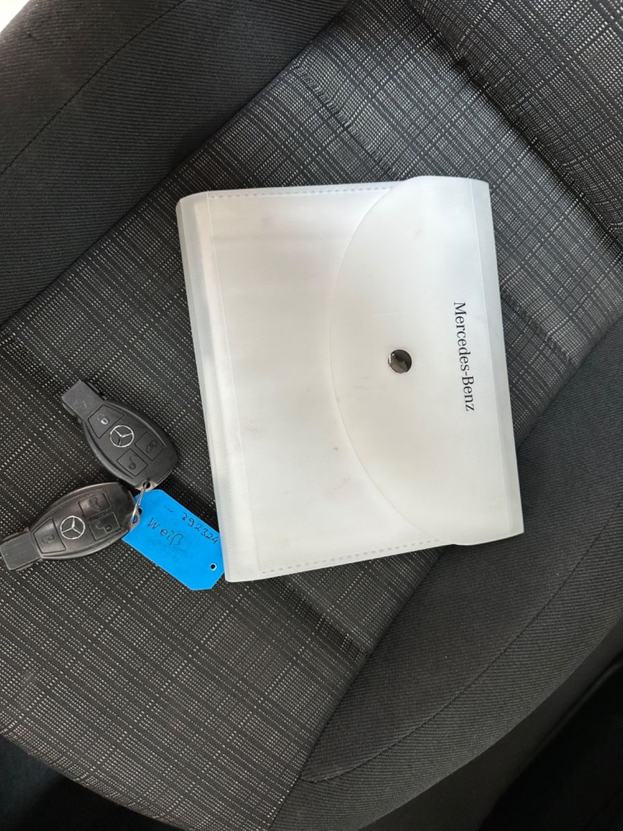 Fahrzeugabbildung Mercedes-Benz Vito Mixto 111 lang *Werkstatteinrichtung*