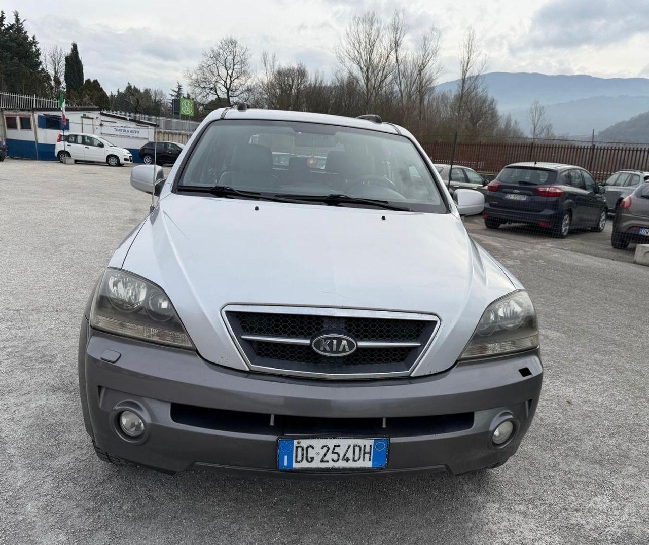 Kia Sorento 2006 — rear view