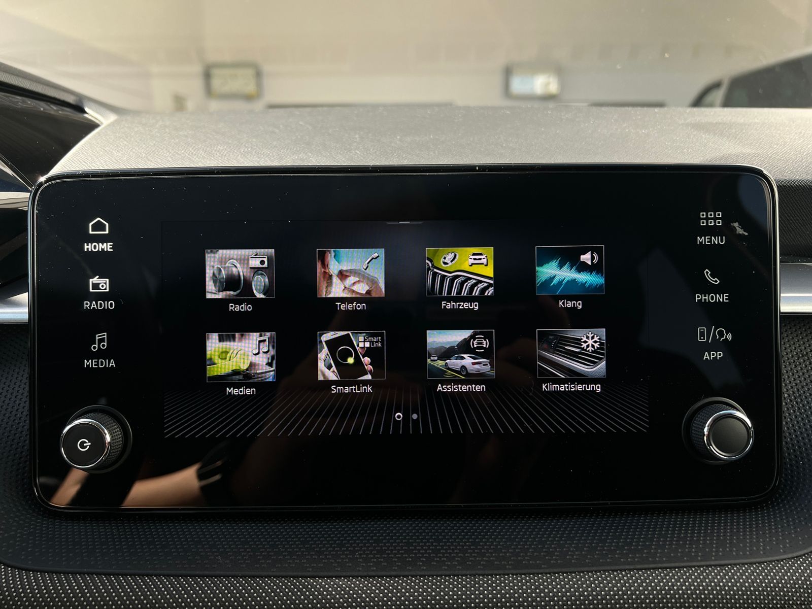 Fahrzeugabbildung SKODA Fabia Selection Tour 1.0 TSI *Vorb. AHK, LED, Ka